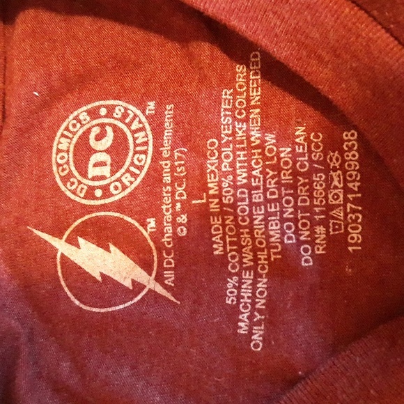 DC Comics Originals Flash Tee Large - Picture 5 of 6